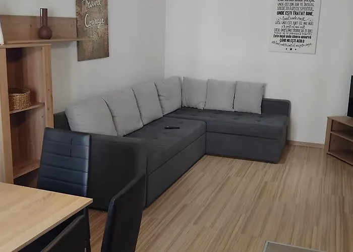 Coresi 3 Camere Top City
